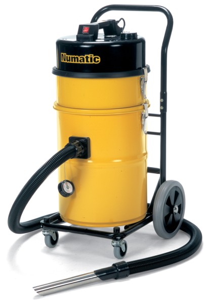 HZ750 Hazardous Dust Vacuum Cleaner c/w Hose Dusting Brushes & Crevice Tool