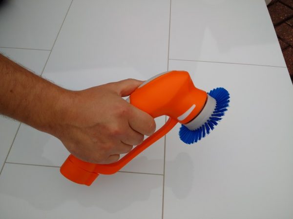 IVO POWER BRUSH NYLON SCRUBBING SCRUBBER 2