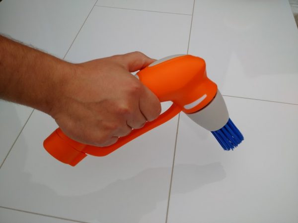 IVO POWER BRUSH NYLON SCRUBBING SCRUBBER 1