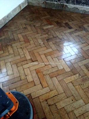 WOODEN FLOOR POLISHED POLISHING CLEANED CLEAN RECLAIMED RECLAIM