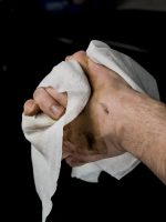 Plastic-Free Wipes Make Cleaning A Breeze!